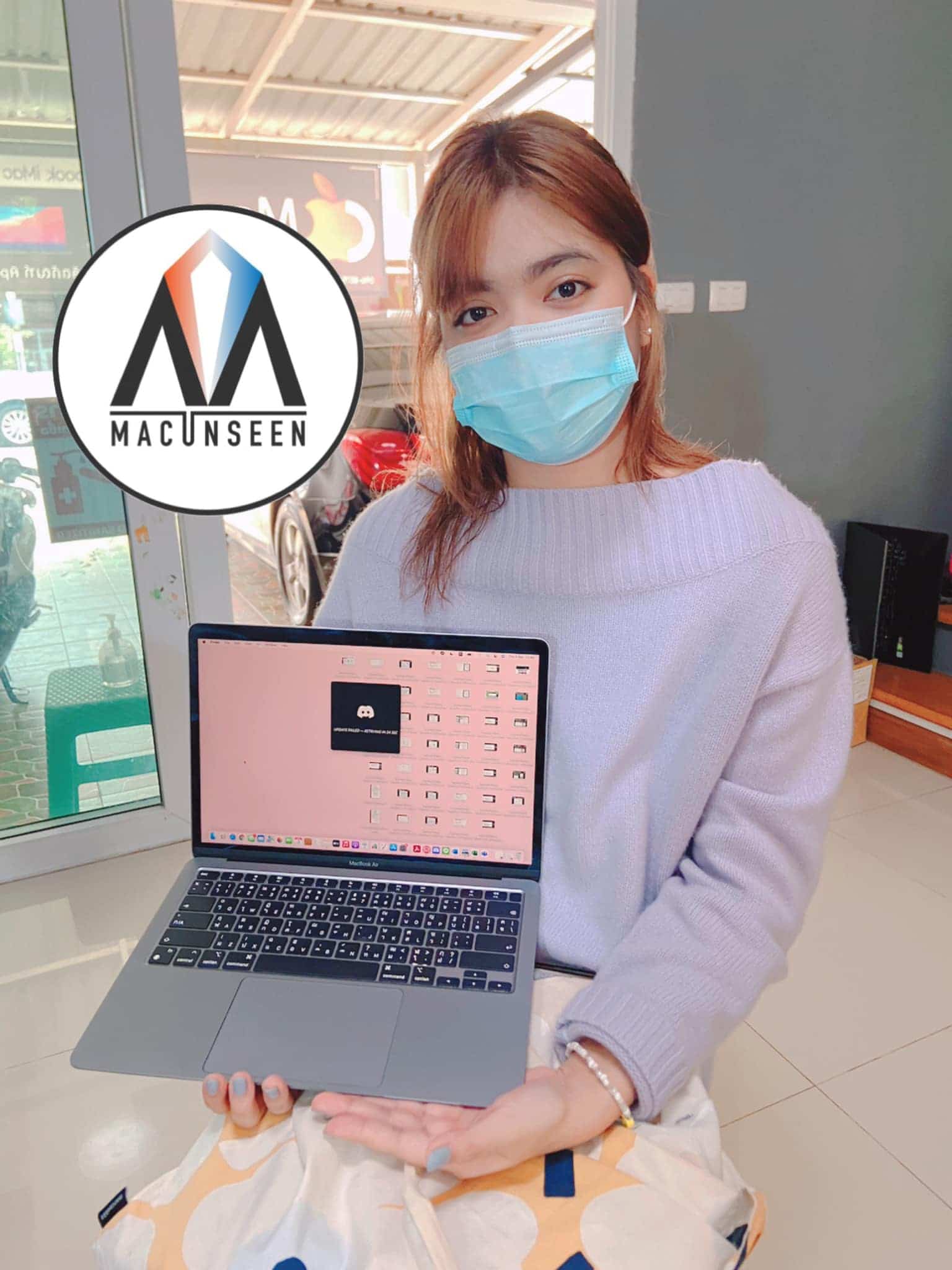 ลูกค้านำ Macbook Air M1 มาซ่อมกับทางร้าน อาการน้ำหกใส่เครื่อง